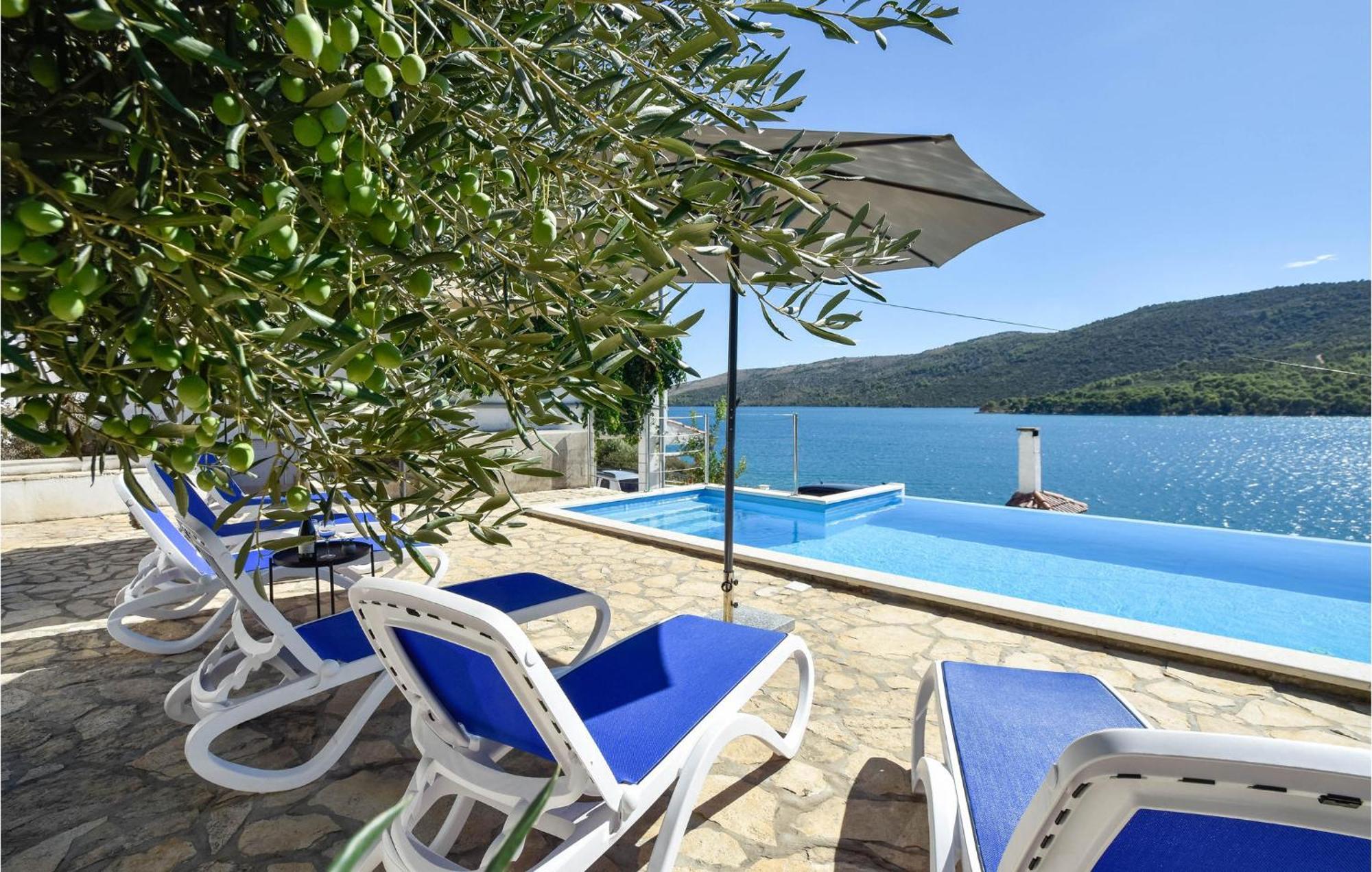 Nice Home In Poljica With House Sea View Marina Exterior photo