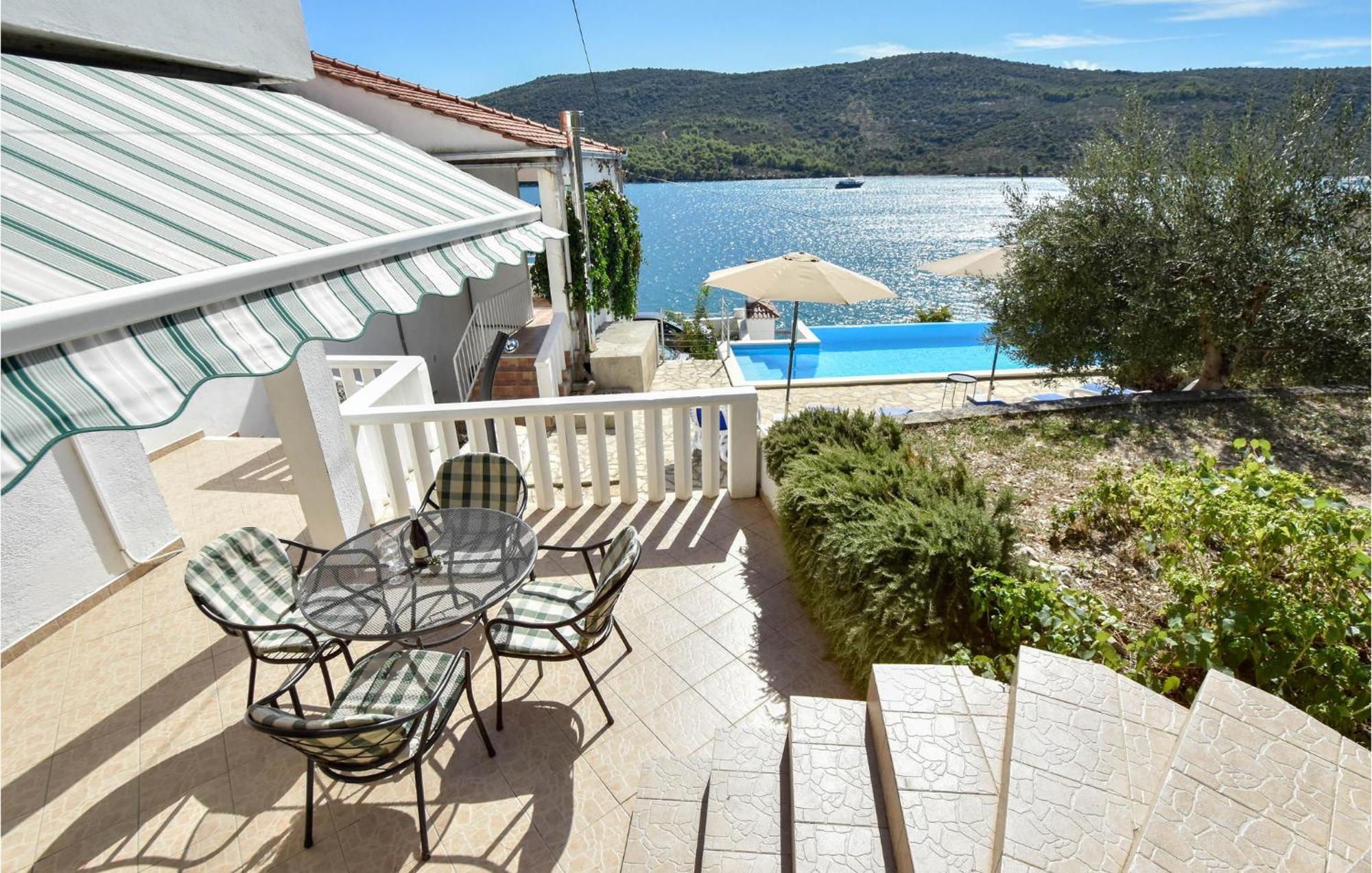 Nice Home In Poljica With House Sea View Marina Exterior photo